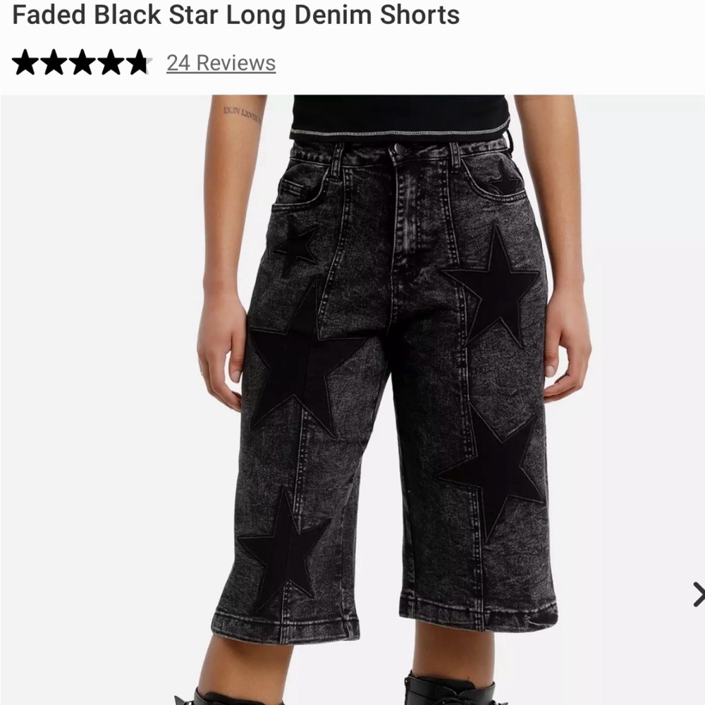 Hot Topic Black Star-Appliqué Denim Culotte Shorts
